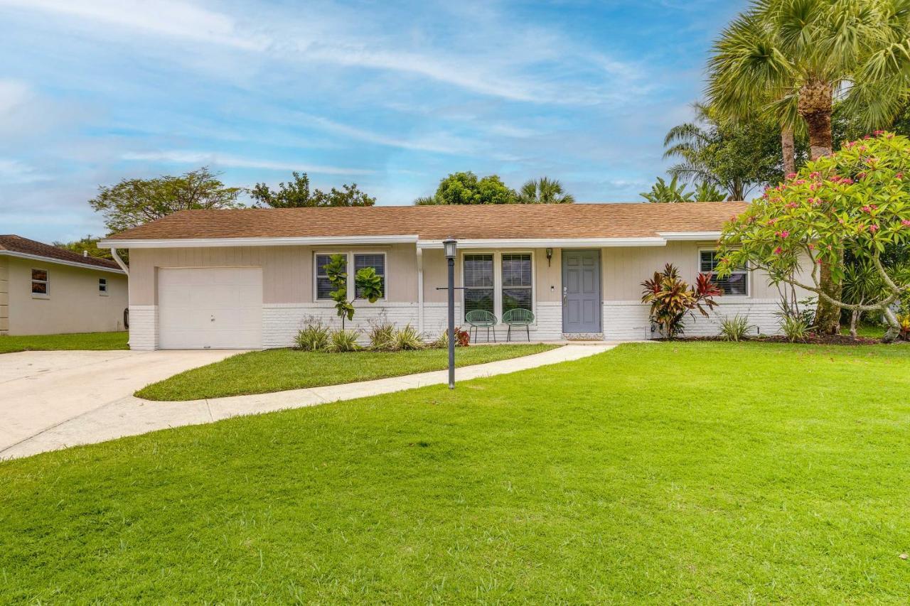 Modern Palm Beach Gardens Home With Private Pool エクステリア 写真